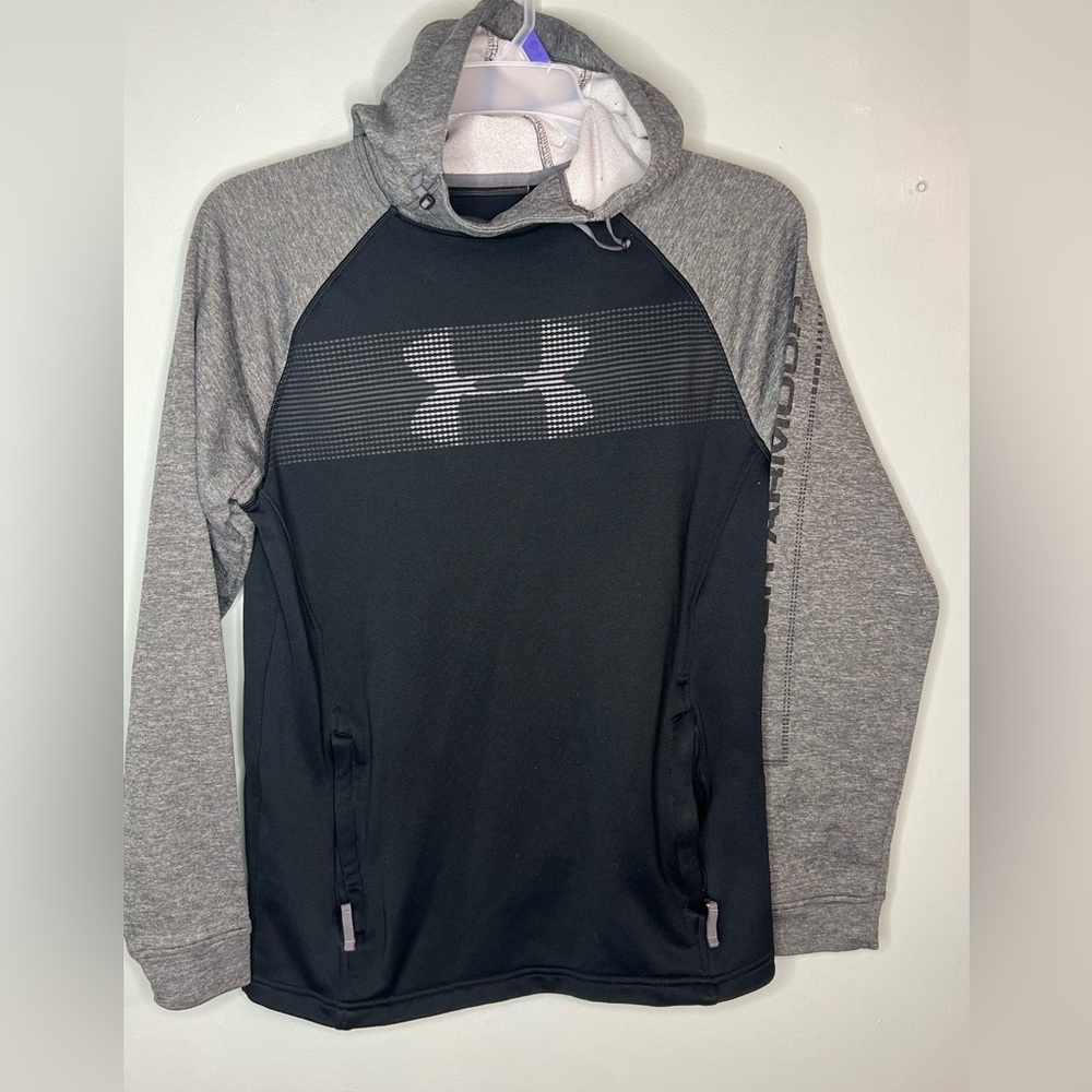 Under Armour Cold Gear Pullover Fleece Hoodie Size Mediun